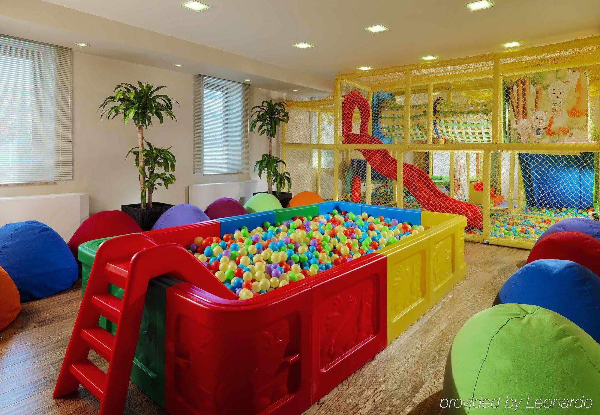 Tsaghkadzor Marriott Hotel מראה חיצוני תמונה